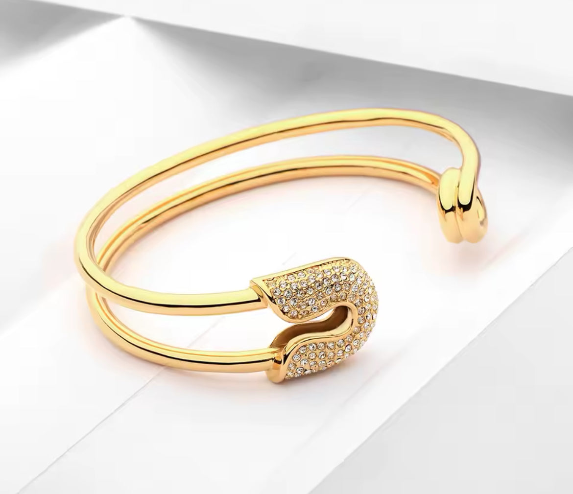 Pheobe Paper Clip Bangle